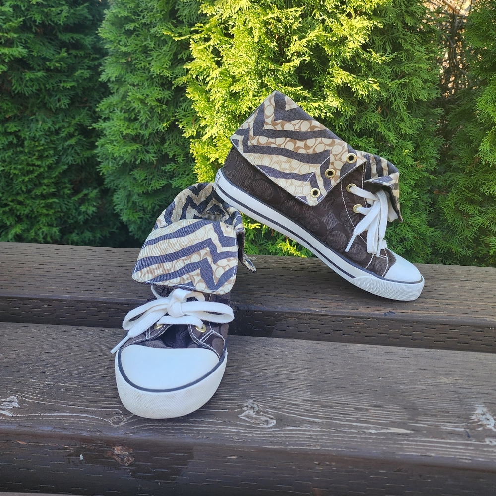 Coach Classic Logo High Top Sneaker Size 8.5